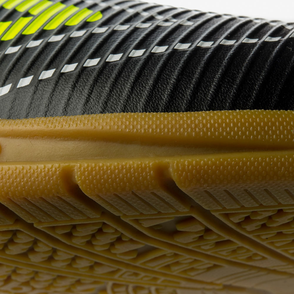 Chuteira Futsal Umbro Stride