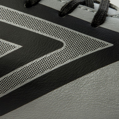 Chuteira Campo Umbro Beat