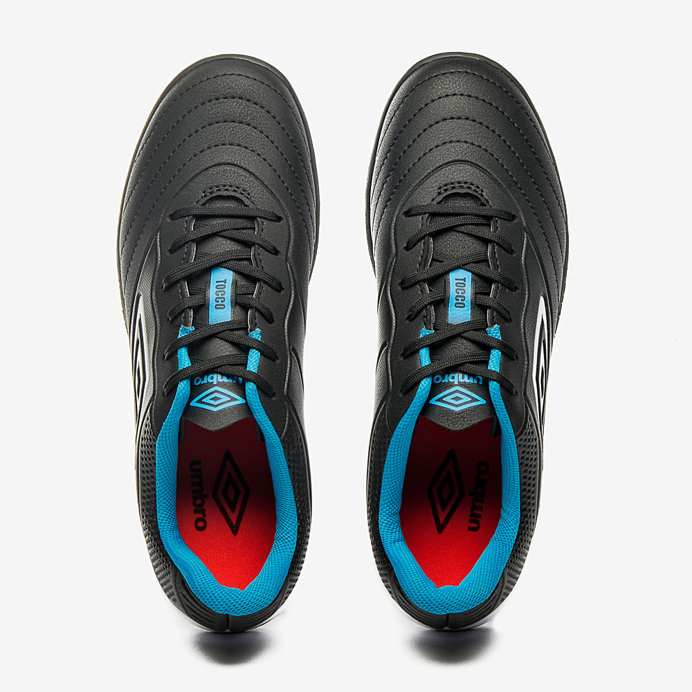 Chuteira Society Umbro Tocco III Club