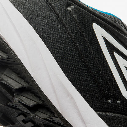 Chuteira Society Umbro Tocco III Club