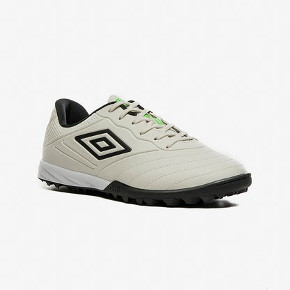 Chuteira Society Umbro Tocco III Club