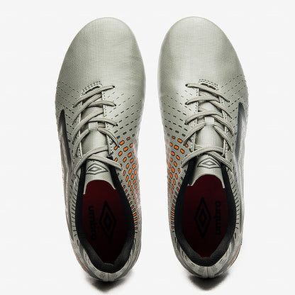 Chuteira Campo Umbro Plasma Cinza