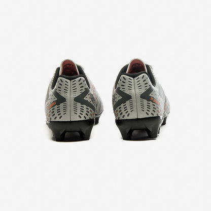 Chuteira Campo Umbro Plasma Cinza