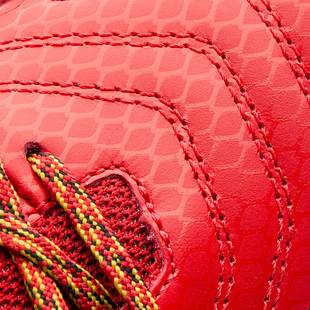 Chuteira Futsal Umbro Pro 5 Bump Dragon Year