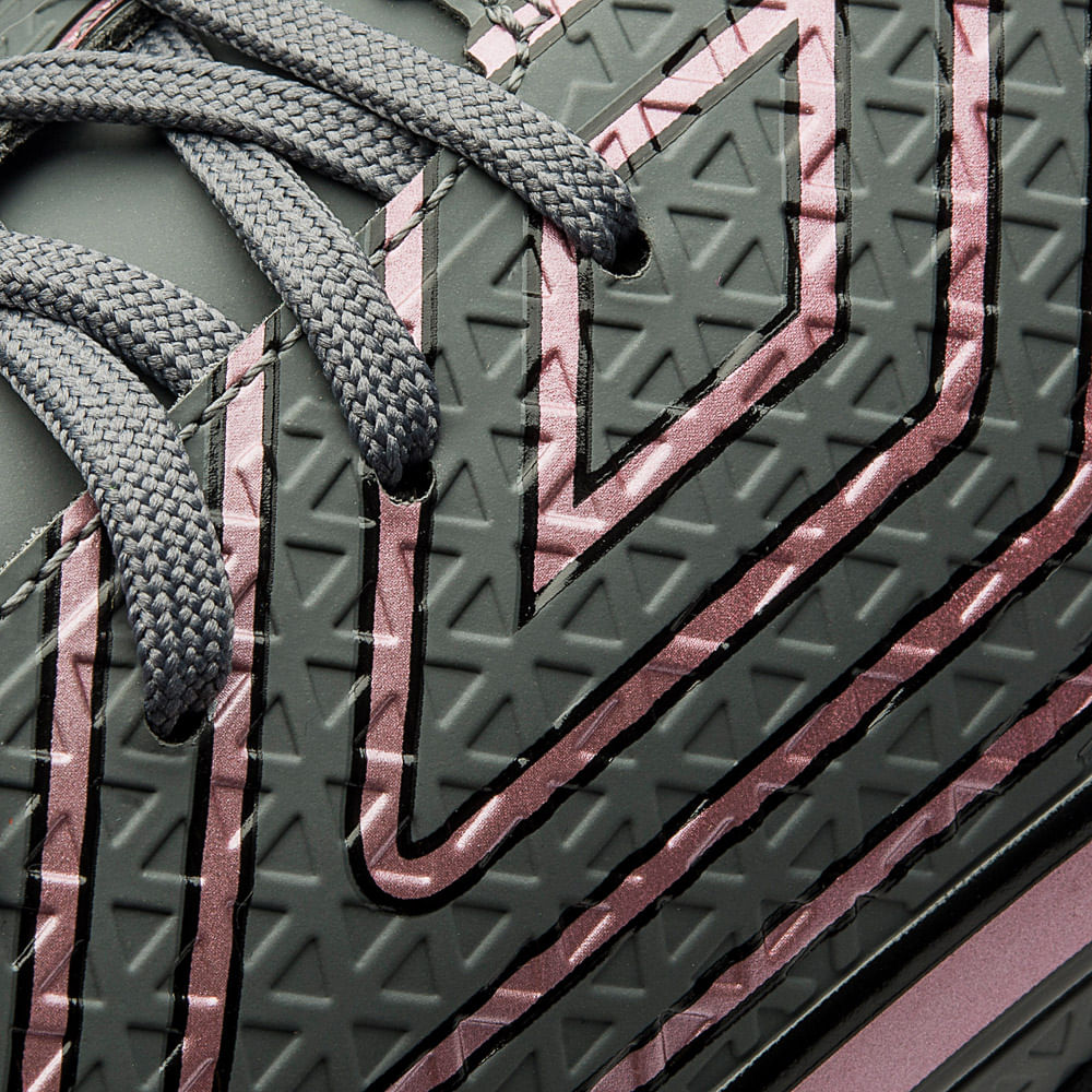 Chuteira Society Umbro Chrome