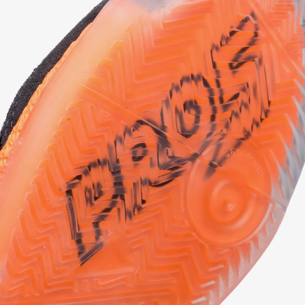 Chuteira Futsal Umbro Pro 5 Bump Full Carbon